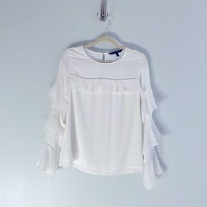 White House Black Market Top with ruffled sleeves, size 4